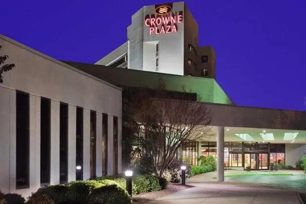 Crowne Plaza Virginia Beach