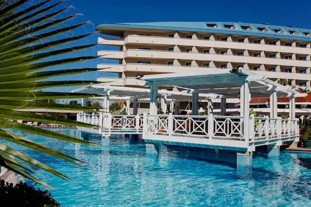 Crystal Admiral Resort Suites & SPA – All Inclusive - Havuz