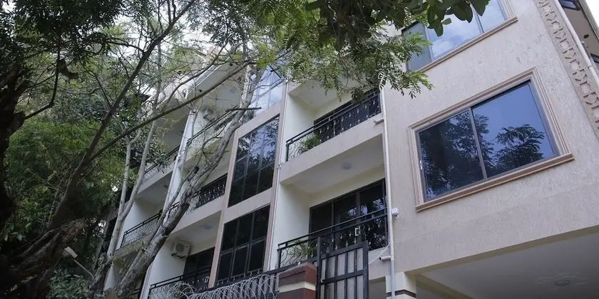 Crystal Hotel Apartments Entebbe - Dış Mekan