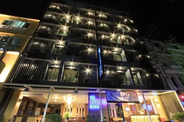 THE CRYSTAL BEACH HOTEL