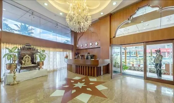 Hotel Crystal Castle
