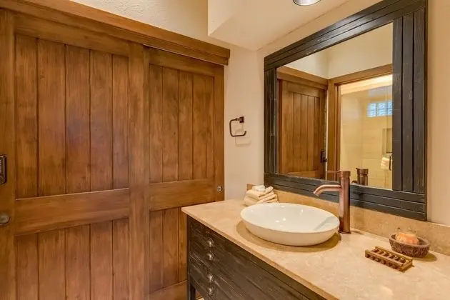 Crystal Chalet 12 by Avantstay Close to Town w/ Views of San Sofia Ridge - İç Mekan