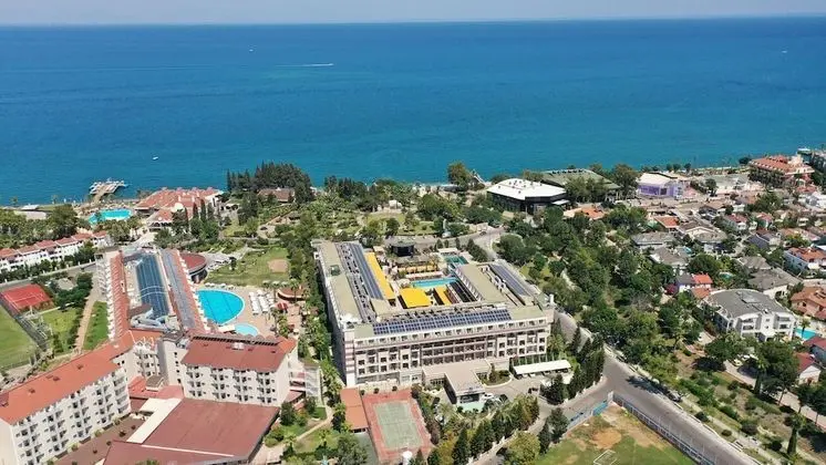 Crystal De Luxe Resort & Spa - 6