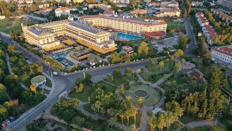 Crystal De Luxe Resort & Spa - 9