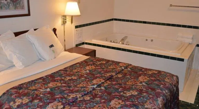 Crystal Inn Hotel and Suites