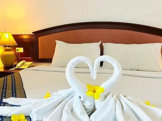 Crystal Hotel - Öne Çıkan Resim