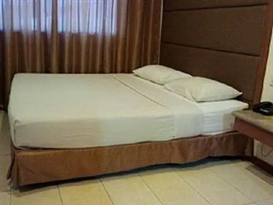 Crystal Lodge