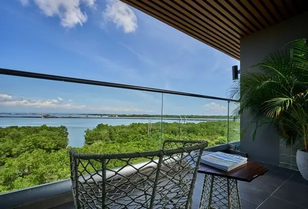 The Crystal Luxury Bay Resort Nusa Dua, Bali
