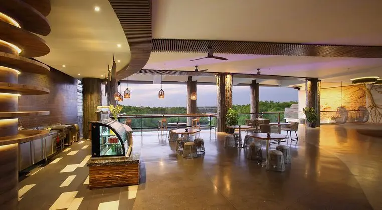 The Crystal Luxury Bay Resort Nusa Dua, Bali - Yeme / İçme