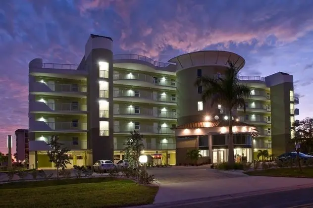 Crystal Palm Beach Resort