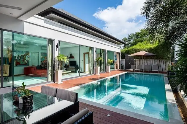 Crystal Pool Villa