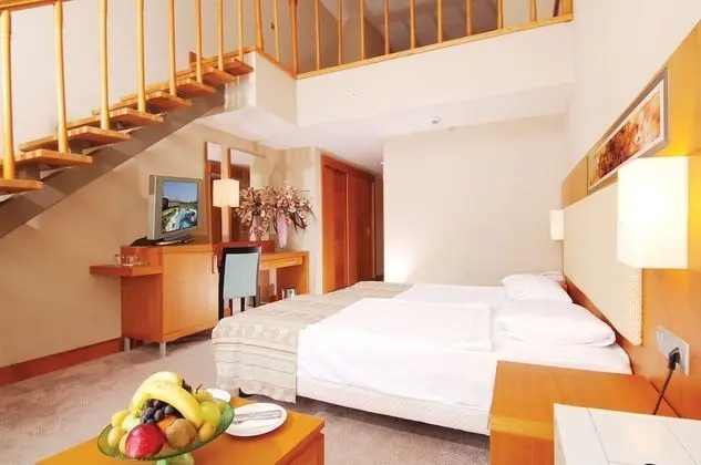 Crystal Prestige Elite - 5