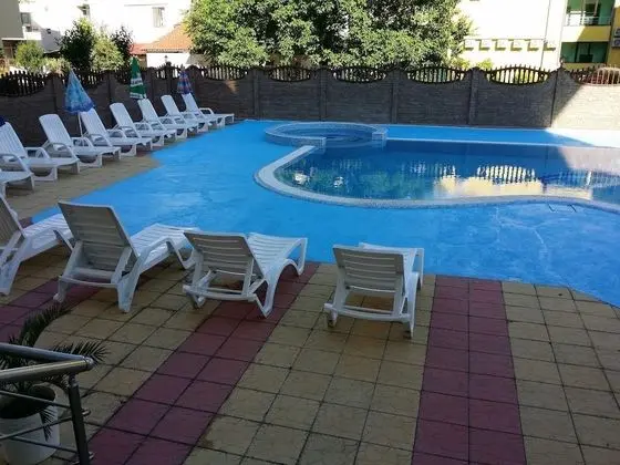 Hotel Crystal - Havuz