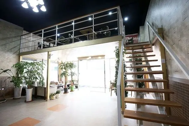 Crystal Residence Hotel