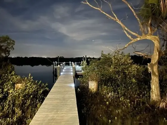Crystal River Lullaby B&B - Dış Mekan