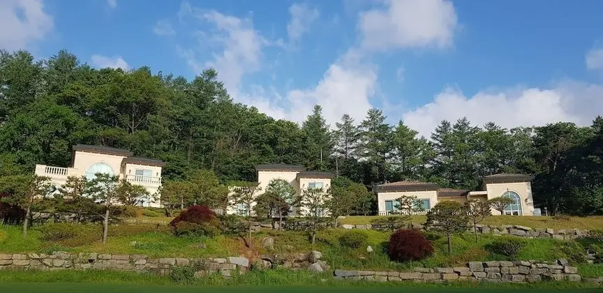 Crystal Valley CC - Golden Village