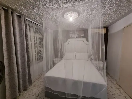 Csompo Empire one bedroom apt - Öne Çıkan Resim