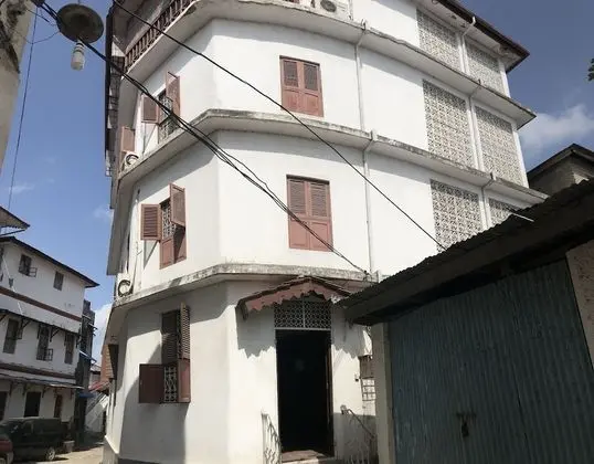 Cubic Hostel