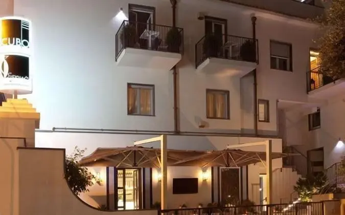 Cubo Apartments - Dış Mekan