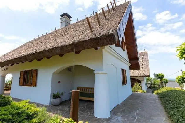 Cuk's Vineyard Wellness Cottage - Dış Mekan