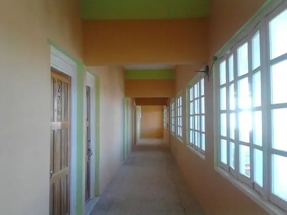 Cul-De-Sac Crib - Lobi