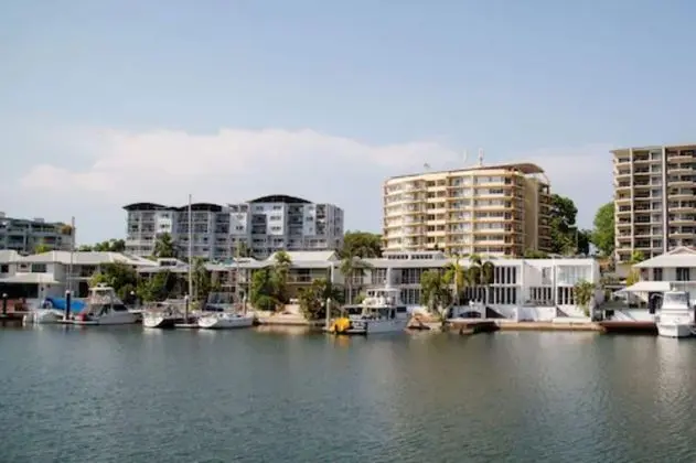 Cullen Bay Serviced Apartments
