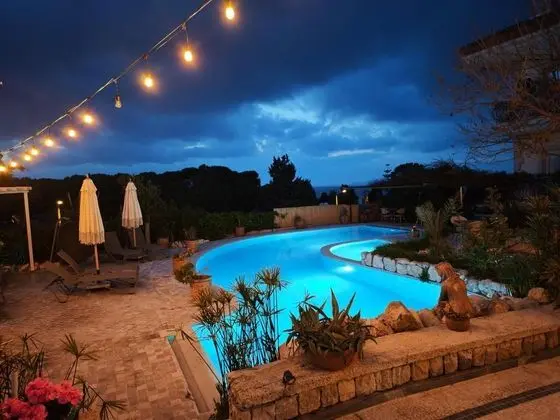 Cumbalıca Flora Çeşme