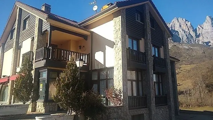 Hotel Cumbres Valdeón