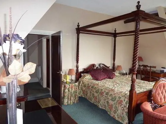Cumbria Grand Hotel - Oda