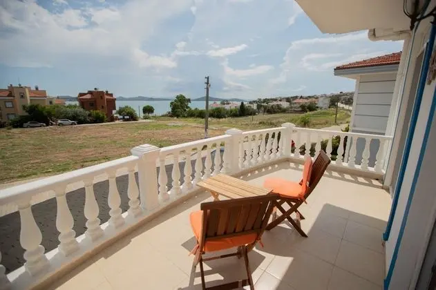 Cunda Ada Kızı