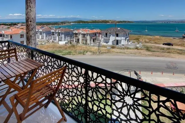 Cunda Balkonak Otel - 8