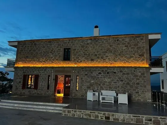 Cunda Esin
