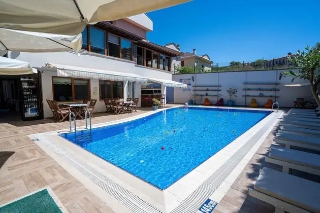 Cunda Giritlioğlu Otel Adult Only +12 - Havuz