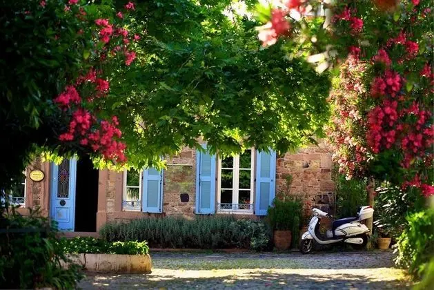 Cunda Lena Otel