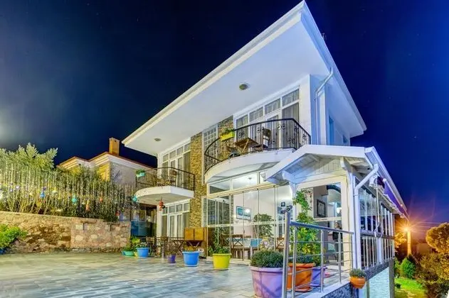 Cunda Nefes Hotel