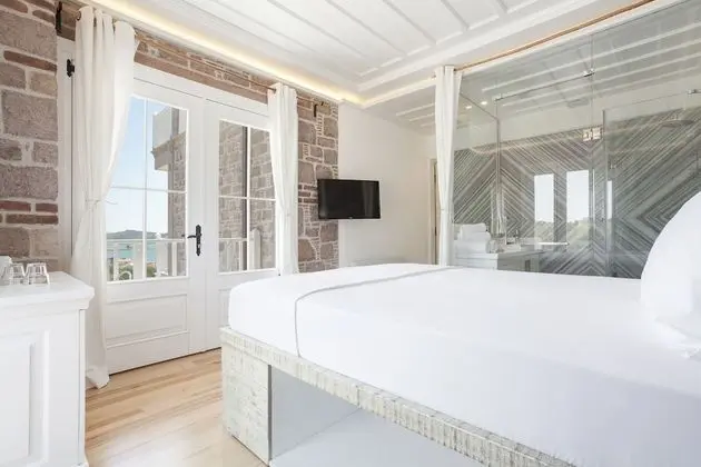 Cunda Piano Otel