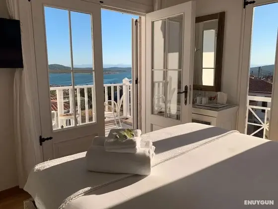 Cunda Piano Otel