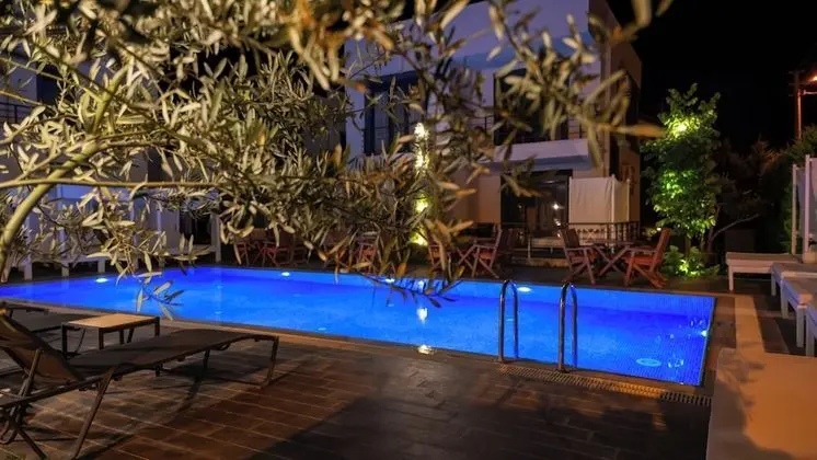 Cunda Rota Garden Otel - Dış Mekan
