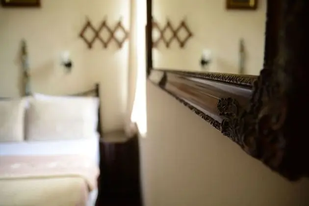 Cunda Zehra Teyzenin Evi - Oda