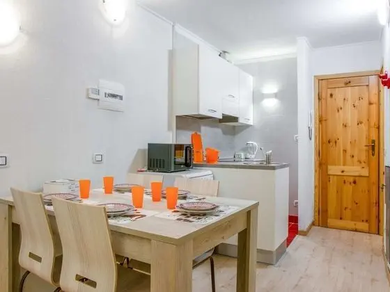Cushy Apartment in Cervinia near Supermarket - Yerinde Yemek
