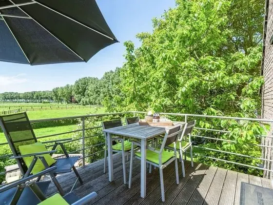 Cushy Apartment With Private Terrace, Heating, Balcony