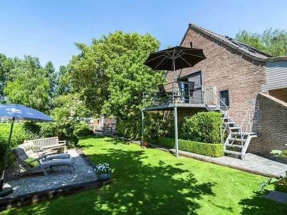 Cushy Apartment With Private Terrace, Heating, Balcony - Öne Çıkan Resim