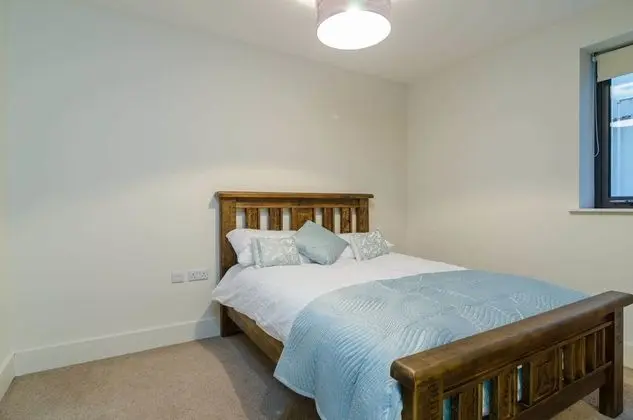Custom House Square: Cathedral Quarter - Oda