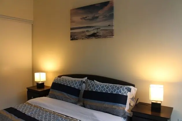 Custom Luxury Suite - By Elite Suites - Oda