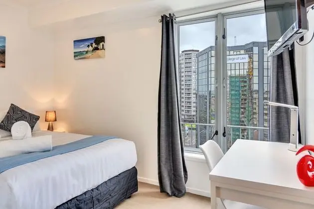 Cute and Central 15th Floor City Apartment - Oda