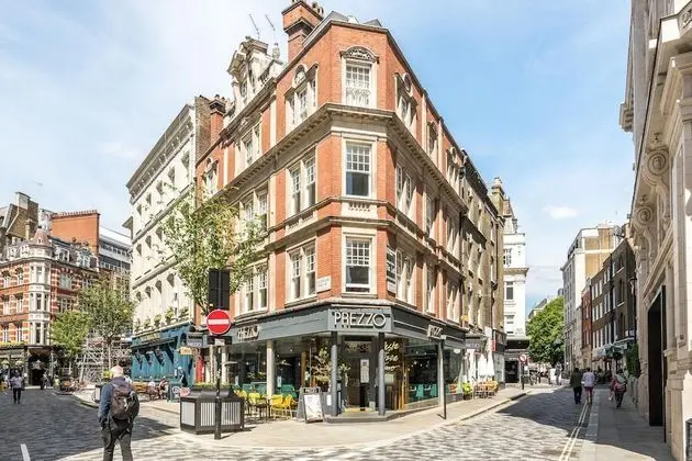 Cute House IN Soho - Full AC, Quiet and Unique
