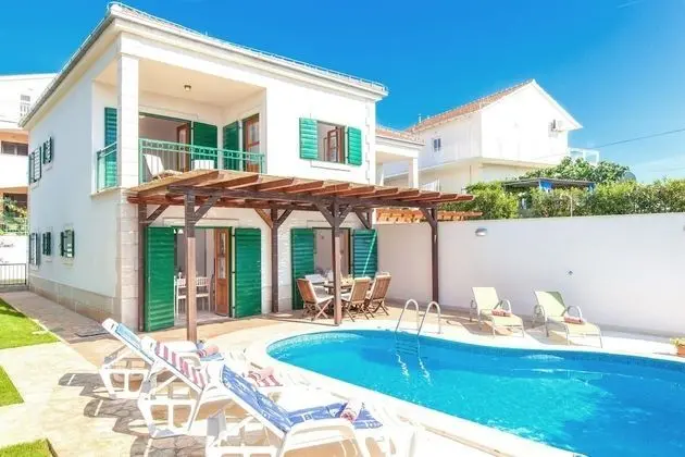Villa Cvita in Hvar With 4 Bedrooms and 3 Bathrooms