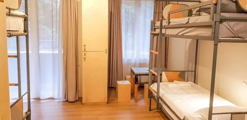 Cybernetics Hostel & Suites - Oda
