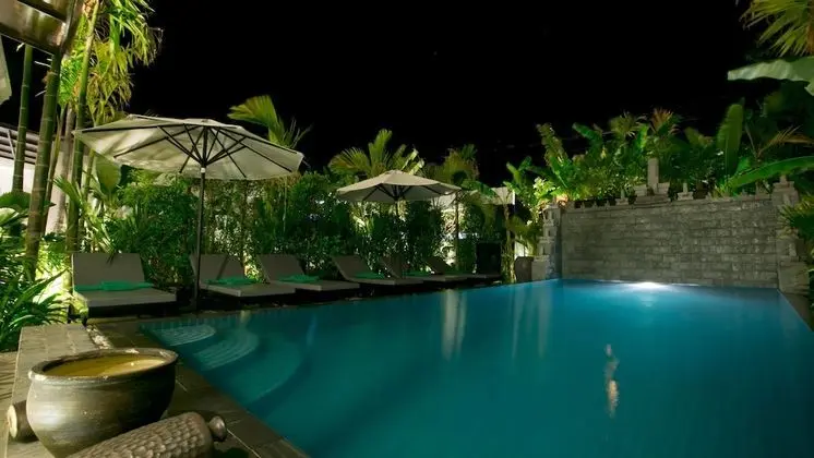 The Cyclo Residence Suite