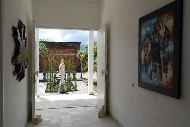 Villa Cymopoleia - Lobi